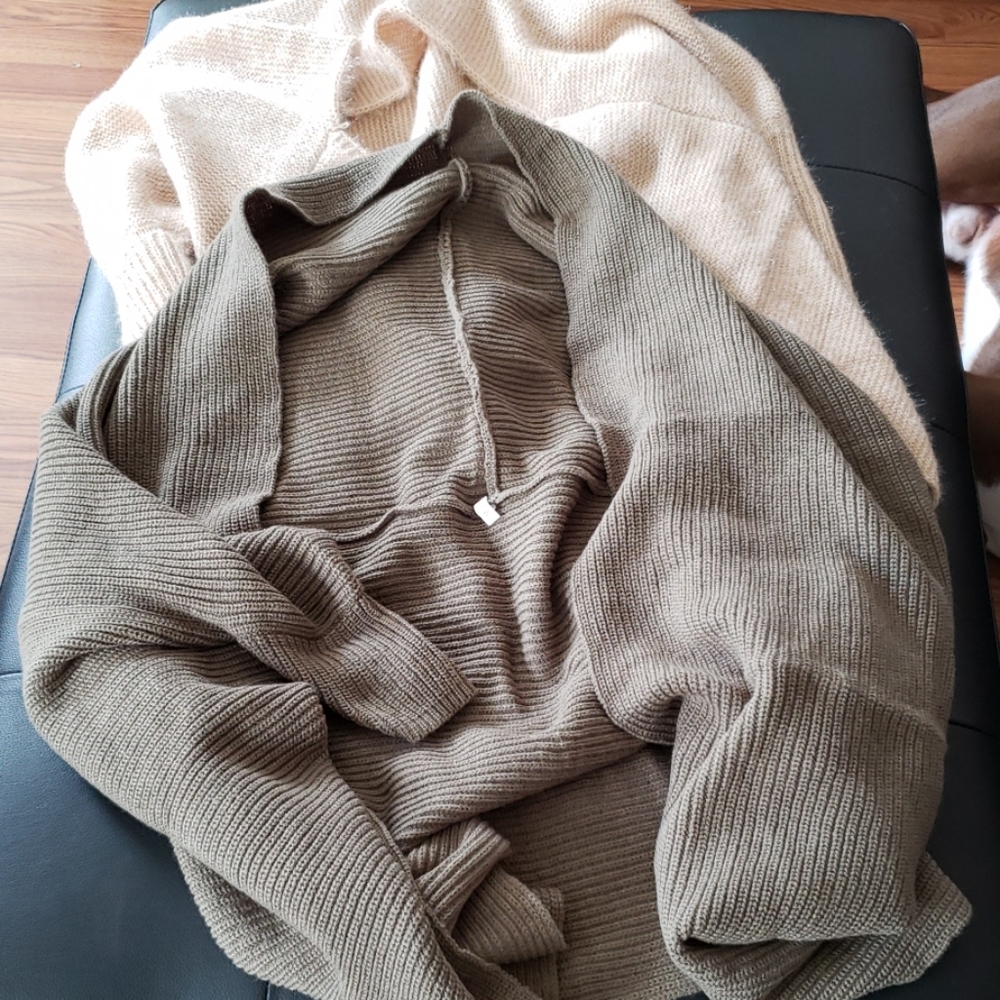 Lot of 2 cocoon sweaters